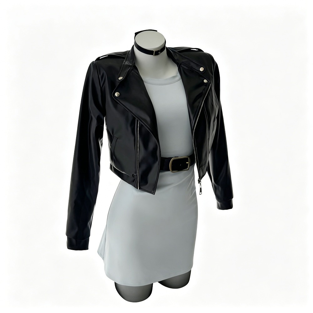 Smoking Behind the Supermarket - Anime Cosplay Outfits For Women recension och pris