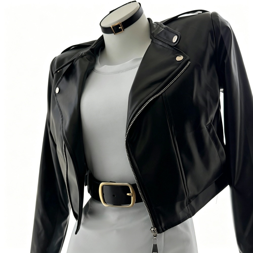 Smoking Behind the Supermarket - Anime Cosplay Outfits For Women recension och pris