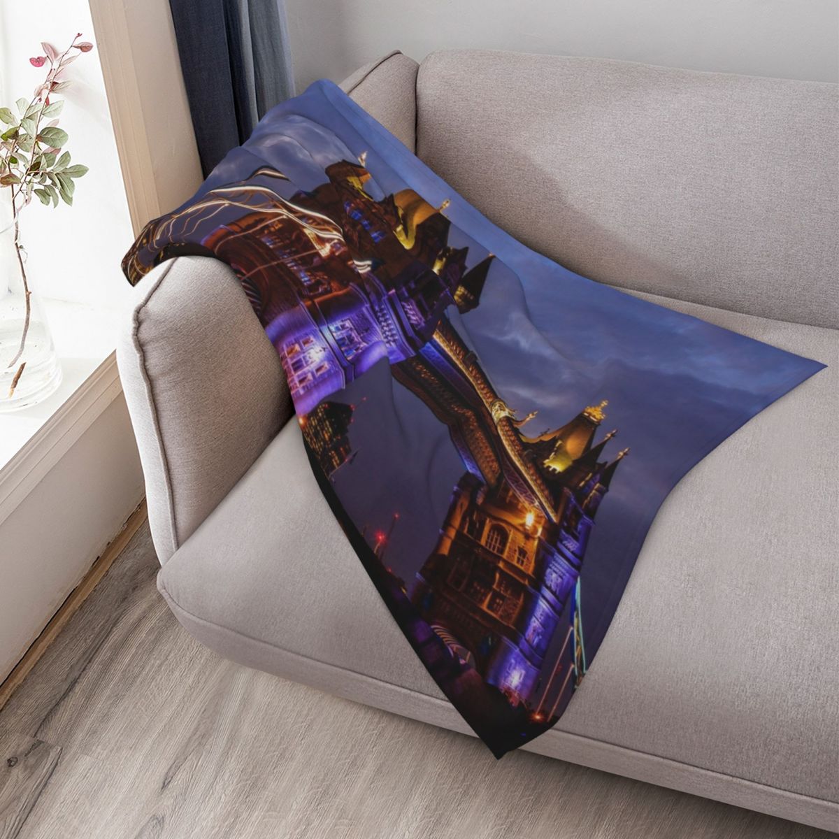 Tower Bridge London UK Sunset  - Anime Cosplay London recension och pris